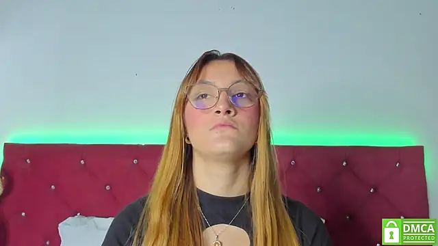 Ruth harvey  online show from February 28, 2025, 11:36 am