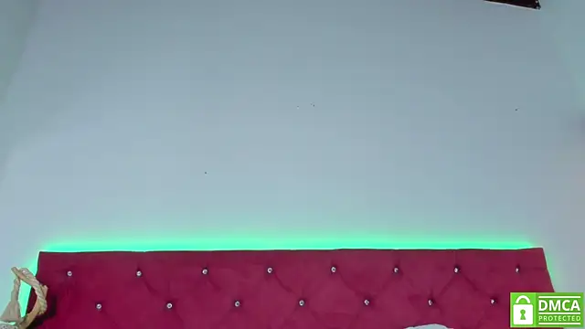 Ruth harvey  online show from February 25, 2025, 3:42 pm