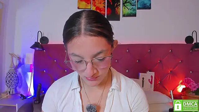 Ruth harvey  online show from May 8, 2026, 1:04 pm