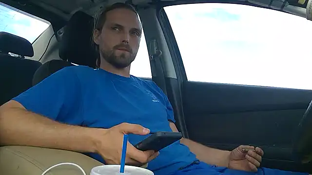 VitaminmanFL online show from September 26, 2025, 8:49 pm