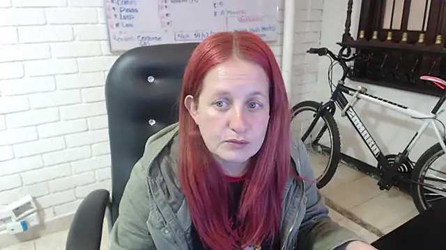 Snapshot of ViioletaMora chatting on March 4, 2025, 8:05 pm ViioletaMora online show from March 4, 2025, 8:05 pm