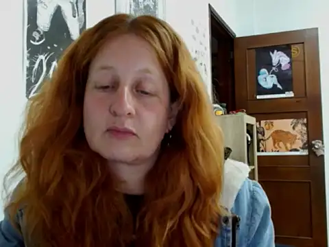 ViioletaMora online show from May 20, 2026, 4:42 am