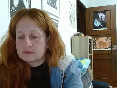 ViioletaMora online show from May 19, 2026, 1:56 am