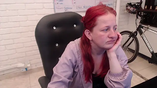 Snapshot of ViioletaMora chatting on March 2, 2025, 5:09 pm ViioletaMora online show from March 2, 2025, 5:09 pm