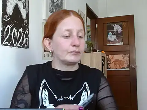 ViioletaMora online show from May 9, 2026, 7:50 pm