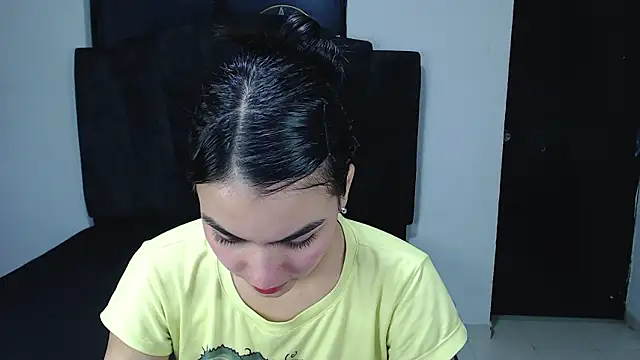 Ariel Zeo1 online show from March 21, 2026, 7:51 pm