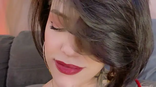 Snapshot of Hannah_Borbon chatting on July 2, 2026, 1:17 am Hannah Borbon online show from July 2, 2026, 1:17 am