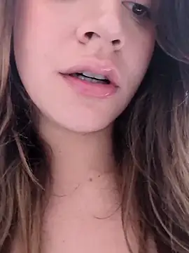 maliciaworld online show from March 10, 2026, 9:08 pm