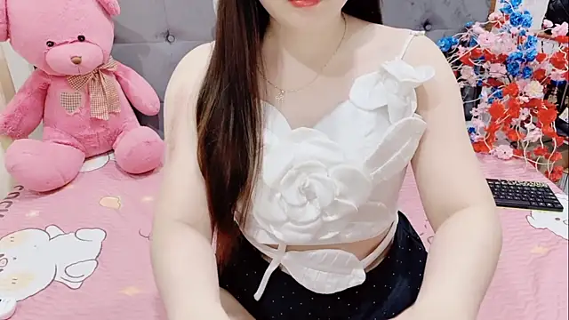 Funikio online show from April 10, 2026, 1:23 am