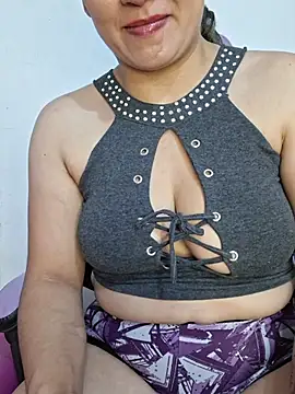 Zoe Nasty online show from May 7, 2026, 11:57 am