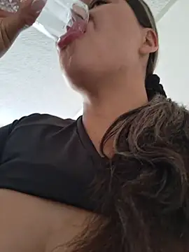 Snapshot of Zoe_Nasty chatting on April 12, 2026, 12:52 pm Zoe Nasty online show from April 12, 2026, 12:52 pm