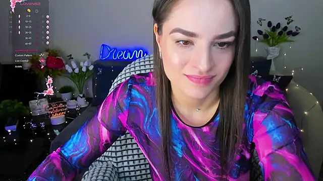 Camilla  one   online show from March 21, 2025, 4:17 am