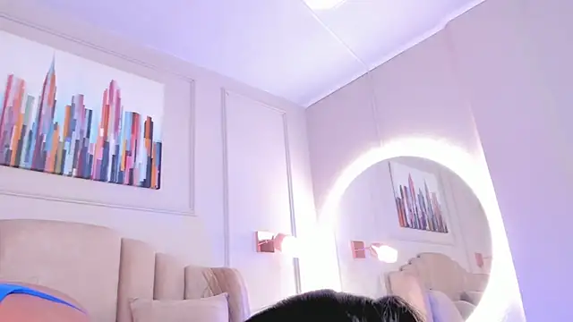 maddy brookss online show from November 25, 2025, 9:04 pm