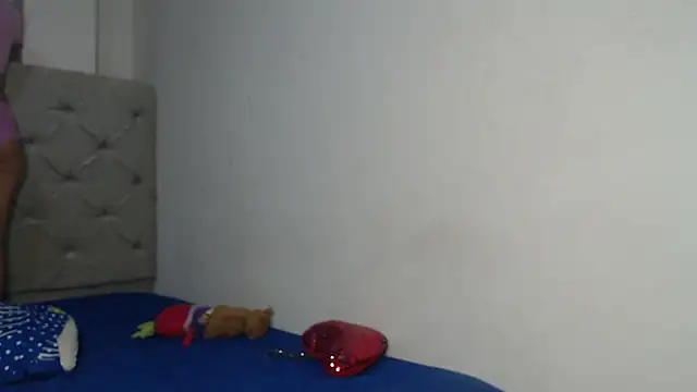 Melody phillips2 online show from November 15, 2025, 10:52 am