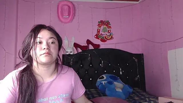 NikkiRous  online show from March 14, 2025, 12:40 pm