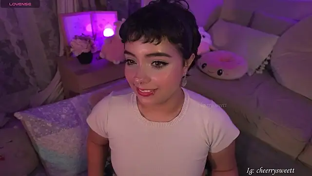 Snapshot of Cheerrysweett chatting on April 12, 2026, 11:52 pm Cheerrysweett online show from April 12, 2026, 11:52 pm