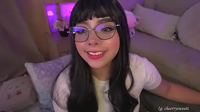 Snapshot of Cheerrysweett chatting on April 1, 2026, 1:41 pm Cheerrysweett online show from April 1, 2026, 1:41 pm