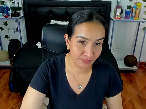 Violeta stilll online show from November 13, 2025, 7:29 pm