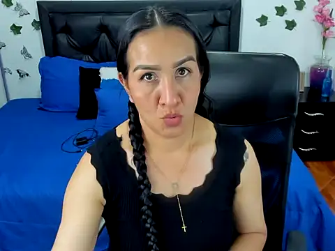 Violeta stilll online show from October 15, 2025, 6:49 pm