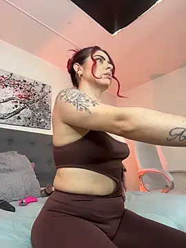 Dulce charlottee online show from May 14, 2026, 7:55 pm