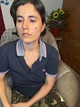 kanela3434 online show from November 18, 2025, 10:02 pm