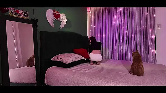 Snapshot of KokoAndRin chatting on November 5, 2025, 8:06 am KokoAndRin online show from November 5, 2025, 8:06 am