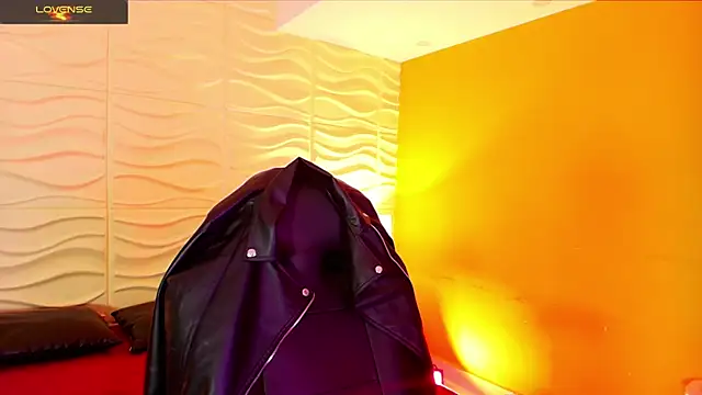 EvaaFoxxy1 online show from December 2, 2025, 11:56 am