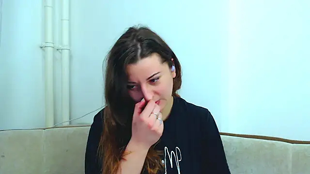 Helen Adams  online show from January 7, 2025, 5:01 am