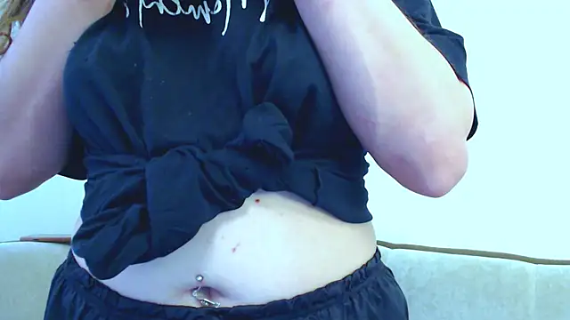 Helen Adams  online show from March 14, 2025, 10:39 am