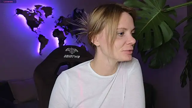 Sam Klaus online show from October 12, 2025, 8:32 pm