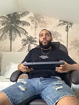 Snapshot of boy__ofc chatting on October 28, 2025, 6:40 pm boy ofc online show from October 28, 2025, 6:40 pm