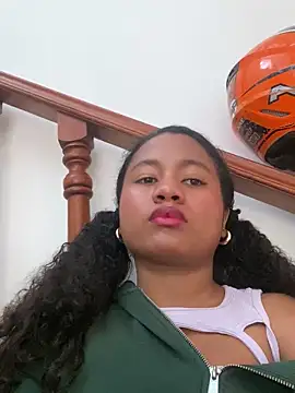 Snapshot of ChanelMillers_ chatting on March 6, 2025, 6:26 pm ChanelMillers online show from March 6, 2025, 6:26 pm