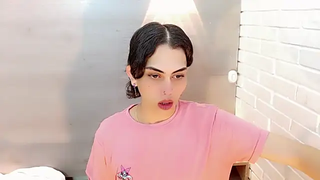 Snapshot of Daniela_Pink_ chatting on November 23, 2025, 6:07 pm Daniela Pink online show from November 23, 2025, 6:07 pm