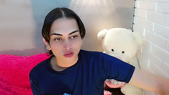 Snapshot of Daniela_Pink_ chatting on October 16, 2025, 7:55 pm Daniela Pink online show from October 16, 2025, 7:55 pm