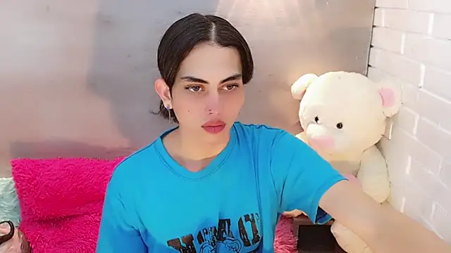 Snapshot of Daniela_Pink_ chatting on September 20, 2025, 7:41 pm Daniela Pink online show from September 20, 2025, 7:41 pm