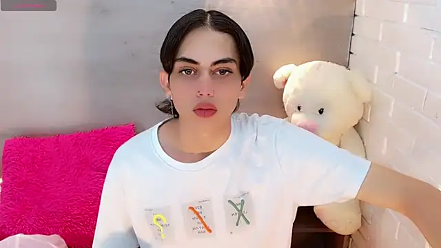 Snapshot of Daniela_Pink_ chatting on September 28, 2025, 8:49 pm Daniela Pink online show from September 28, 2025, 8:49 pm