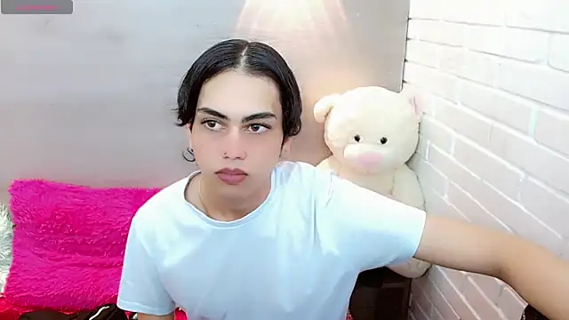 Snapshot of Daniela_Pink_ chatting on November 11, 2025, 8:14 pm Daniela Pink online show from November 11, 2025, 8:14 pm