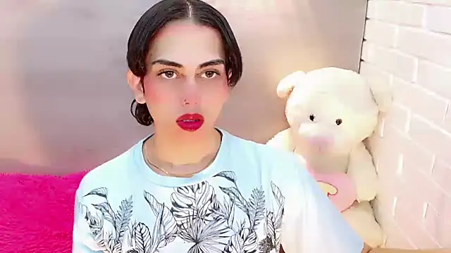 Snapshot of Daniela_Pink_ chatting on October 24, 2025, 8:08 pm Daniela Pink online show from October 24, 2025, 8:08 pm