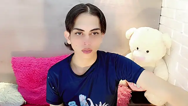 Snapshot of Daniela_Pink_ chatting on September 10, 2025, 7:46 pm Daniela Pink online show from September 10, 2025, 7:46 pm
