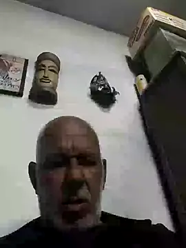 FabiQuilmes online show from September 21, 2025, 4:06 am