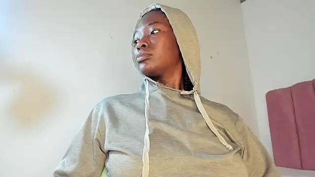 Snapshot of Tahira_21_ chatting on April 8, 2026, 12:28 pm Tahira 21 online show from April 8, 2026, 12:28 pm