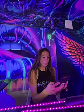 SarahStarr2020 online show from January 14, 2026, 6:33 pm