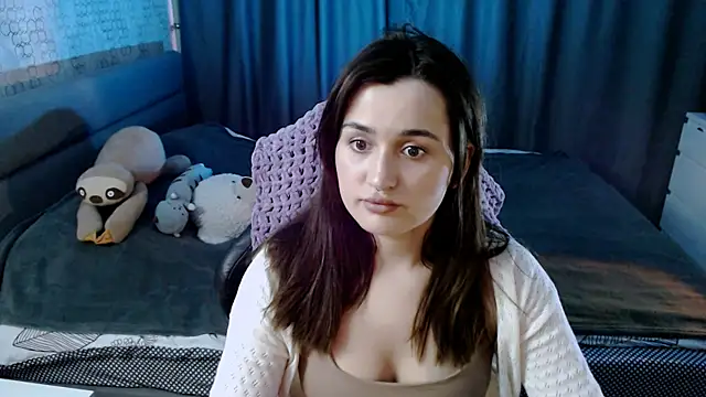 Snapshot of KiraYammy chatting on February 6, 2025, 2:04 pm KiraYammy online show from February 6, 2025, 2:04 pm