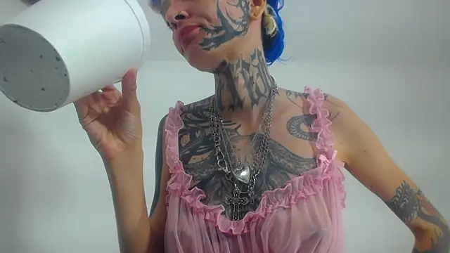 barbara anal squirt  online show from May 20, 2026, 12:13 pm