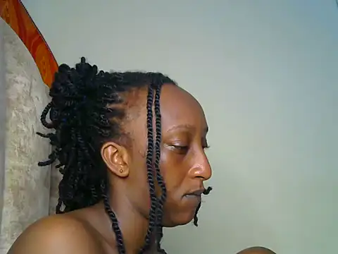 Snapshot of CarlaBeckky chatting on February 13, 2025, 3:50 am CarlaBeckky online show from February 13, 2025, 3:50 am