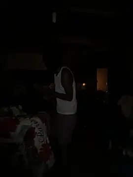 Gifttheskimaskboy online show from May 2, 2026, 7:19 pm