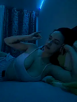Snapshot of Kristis43 chatting on September 20, 2025, 2:27 am Kristis43 online show from September 20, 2025, 2:27 am