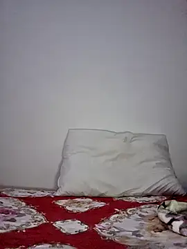 Snapshot of altinya chatting on January 7, 2026, 1:32 am altinya online show from January 7, 2026, 1:32 am