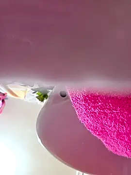 Snapshot of altinya chatting on December 15, 2025, 10:43 am altinya online show from December 15, 2025, 10:43 am