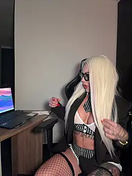 Snapshot of milaivanova chatting on February 25, 2026, 12:55 am milaivanova online show from February 25, 2026, 12:55 am